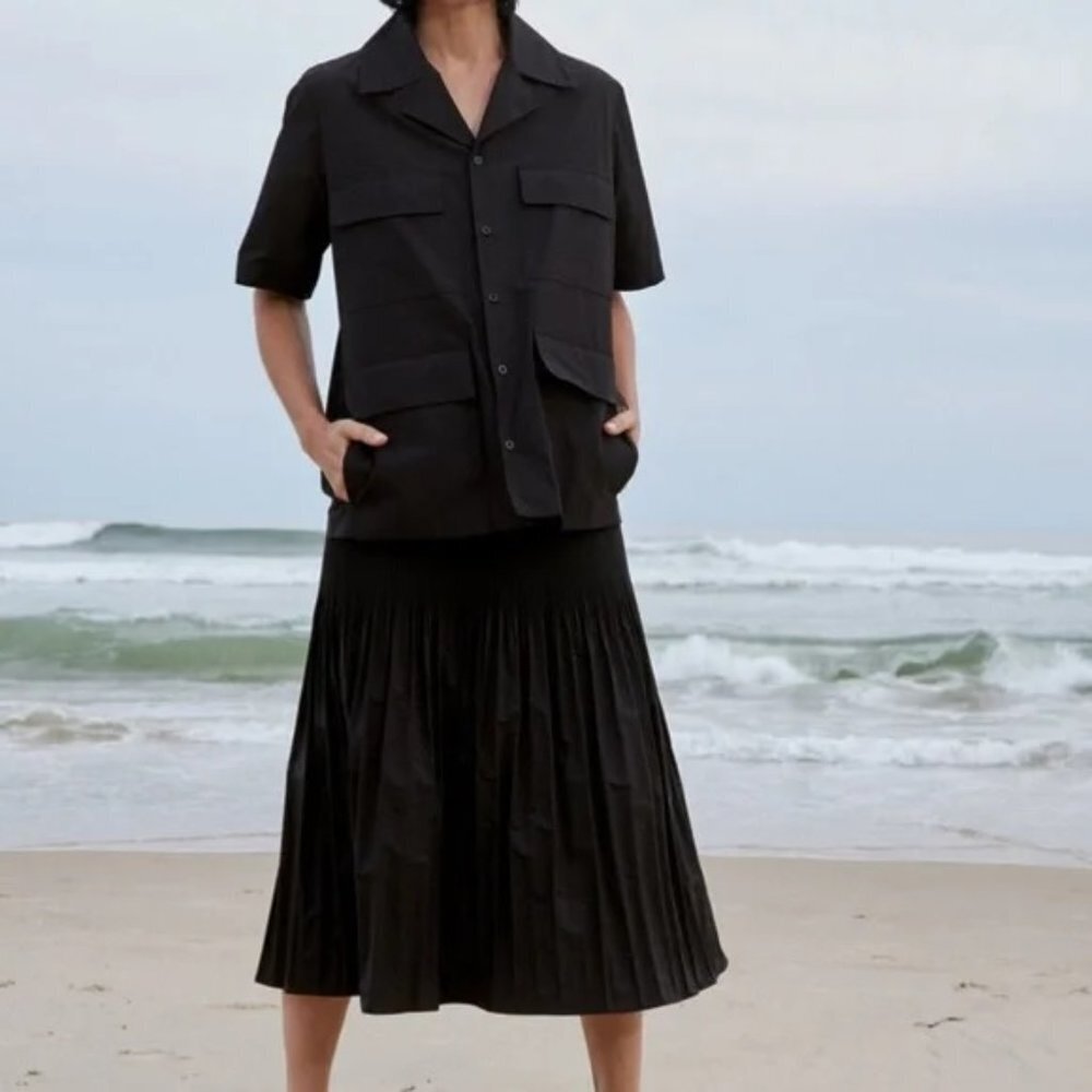 Club Monaco Black Pleated Skirt